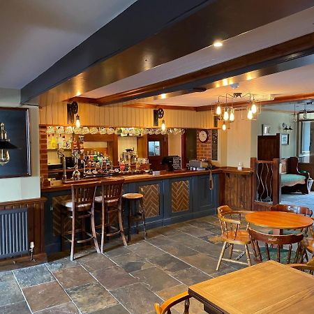 The Swan Inn East Ilsley Bagian luar foto